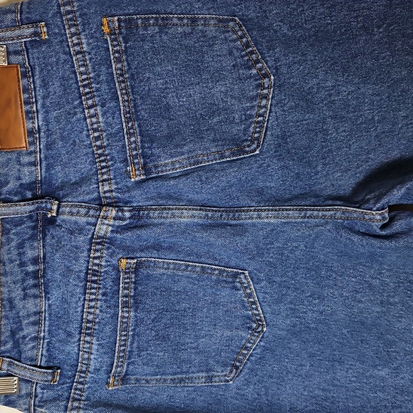 SHEIN Women's Straight Leg Blue Jeans - Picture 4 of 6